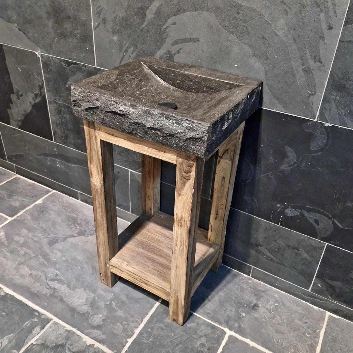 Badezimmermöbel mit Waschtisch | Blaustein grob | Untertisch aus Teak