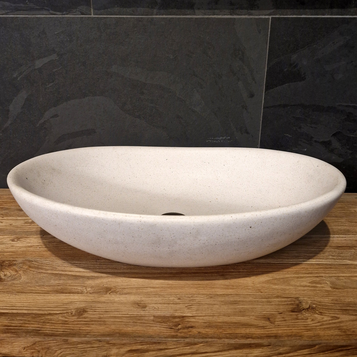 Aufsatzwaschbecken aus Mineralguss in Weiß mit Terrazzo-Design, 60x40x15cm, für moderne Badgestaltung.