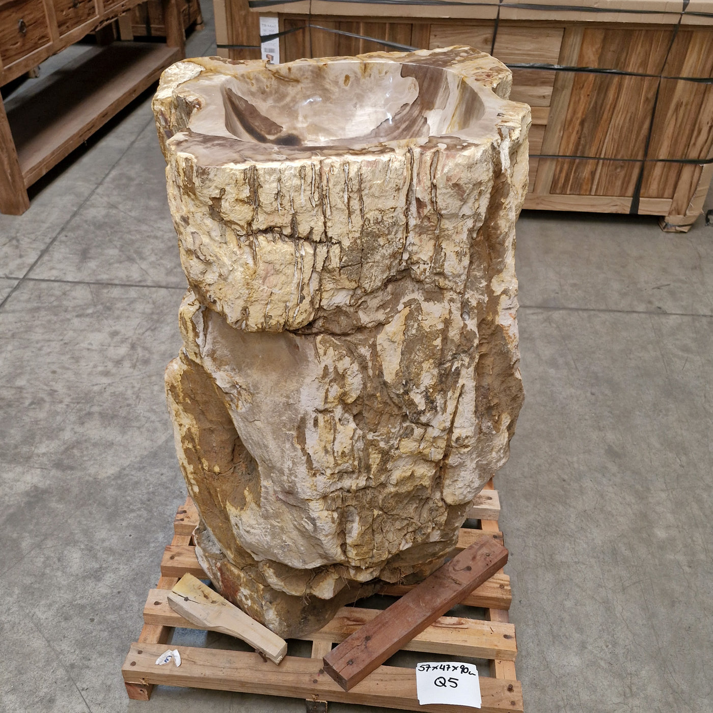 Standwaschbecken aus versteinertem Holz von Zakynthos, 57x47x90 cm mit Unteranschluss, Badgestaltung, naturbelassene Optik