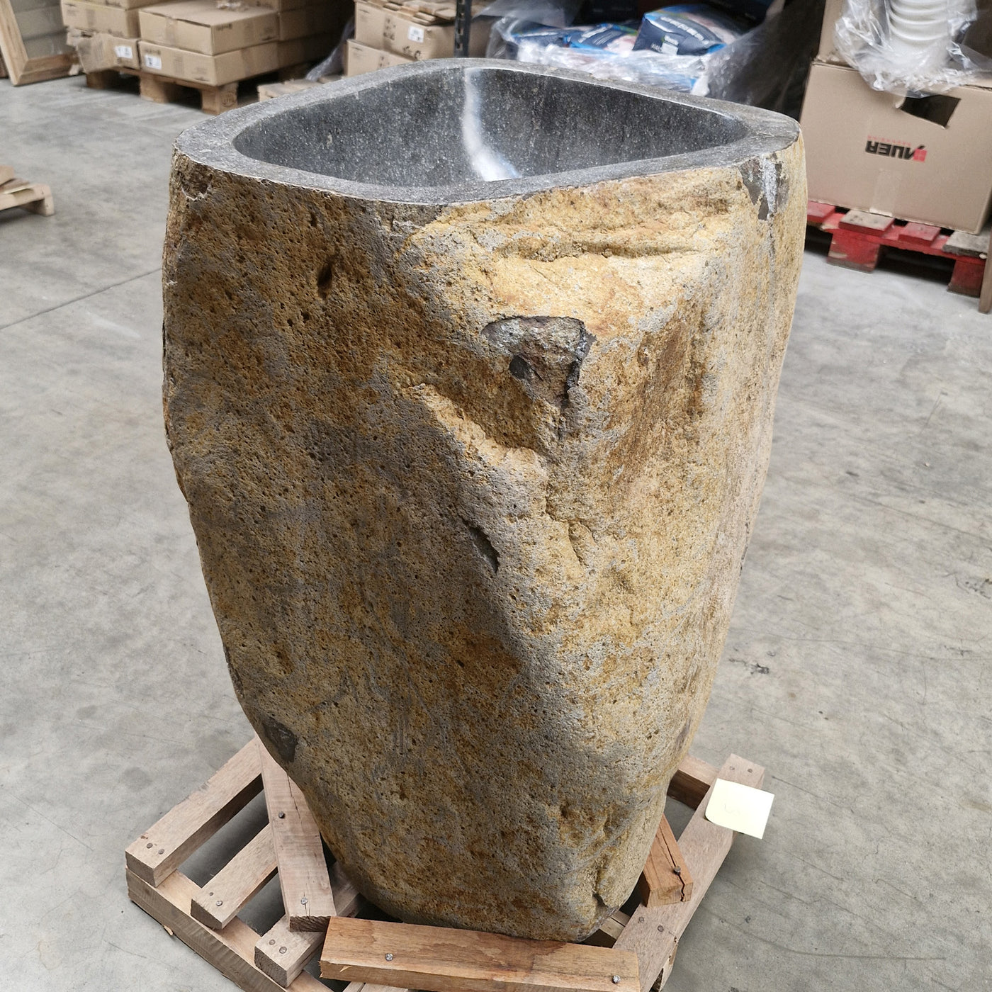 Standwaschbecken aus Flussstein von Rhodos, 52x54x90 cm, für Badgestaltung, naturfarbenes Waschbecken mit einzigartiger Oberfläche.