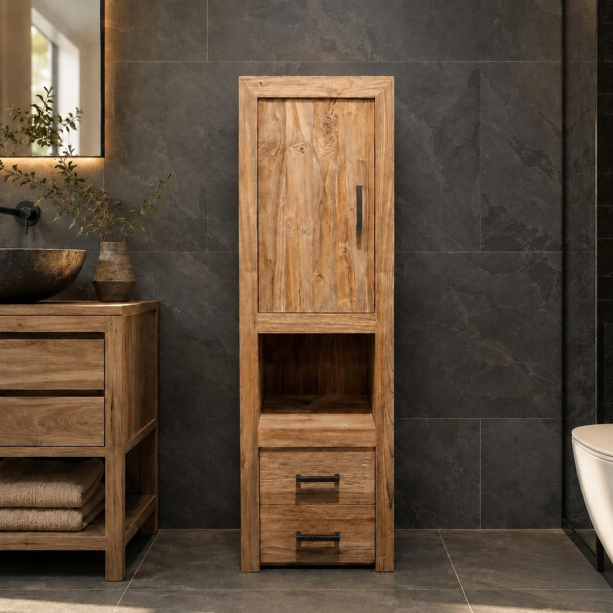 Bad Hochschrank aus Teak | Funktionalität trifft Naturdesign | Model 3