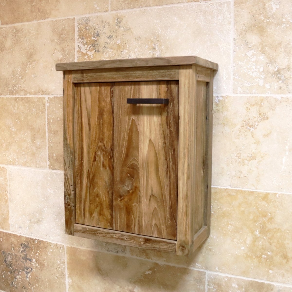 Wandregal aus Teakholz, 48x23x58 cm, naturbelassen, für Badgestaltung, praktisches Holzregal von Gamai
