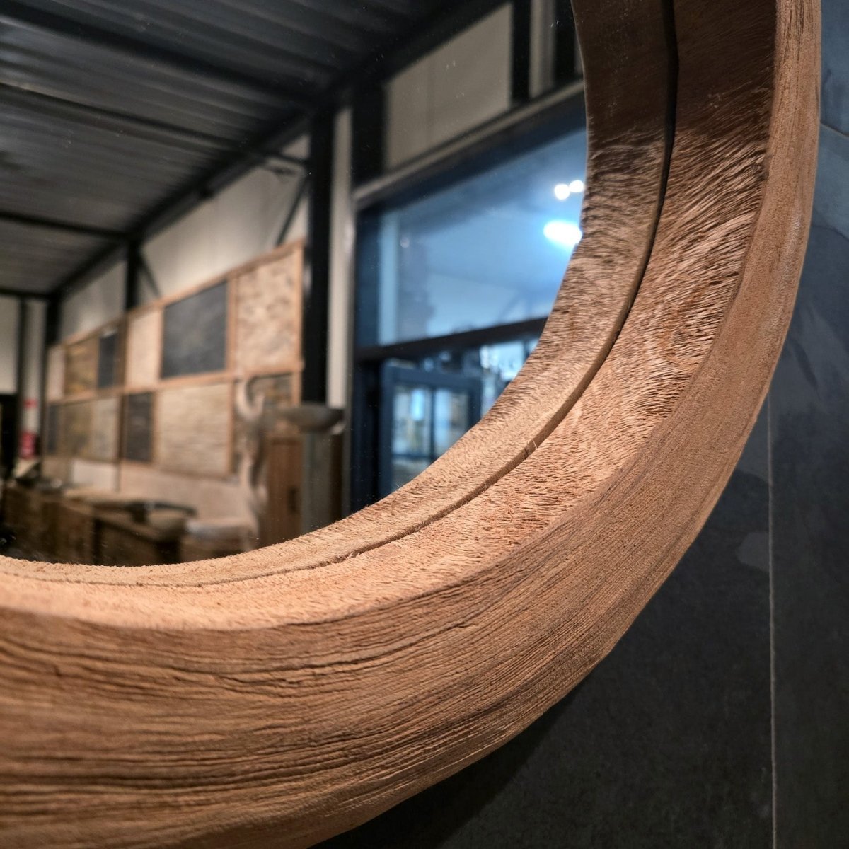 Recycelter Badspiegel aus Teakholz, Durchmesser 55 cm, stilvolle Badgestaltung, WANDSPIEGEL Marke, natürliche Holzoptik