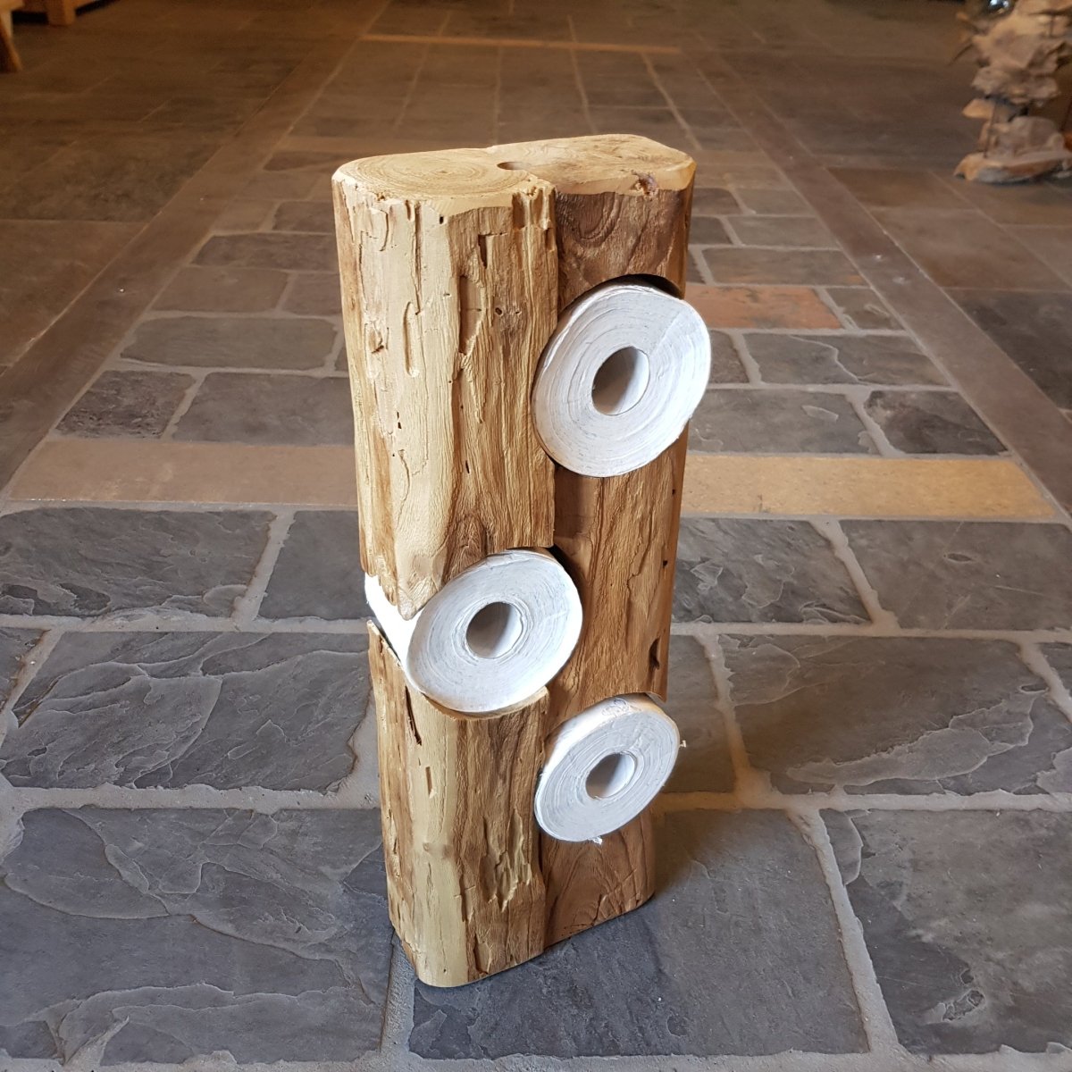 Teak Altholz Toilettenpapierhalter, Unikat, für Badgestaltung, rustikale Holzoptik, handgefertigtes Design, für Badezimmer geeignet