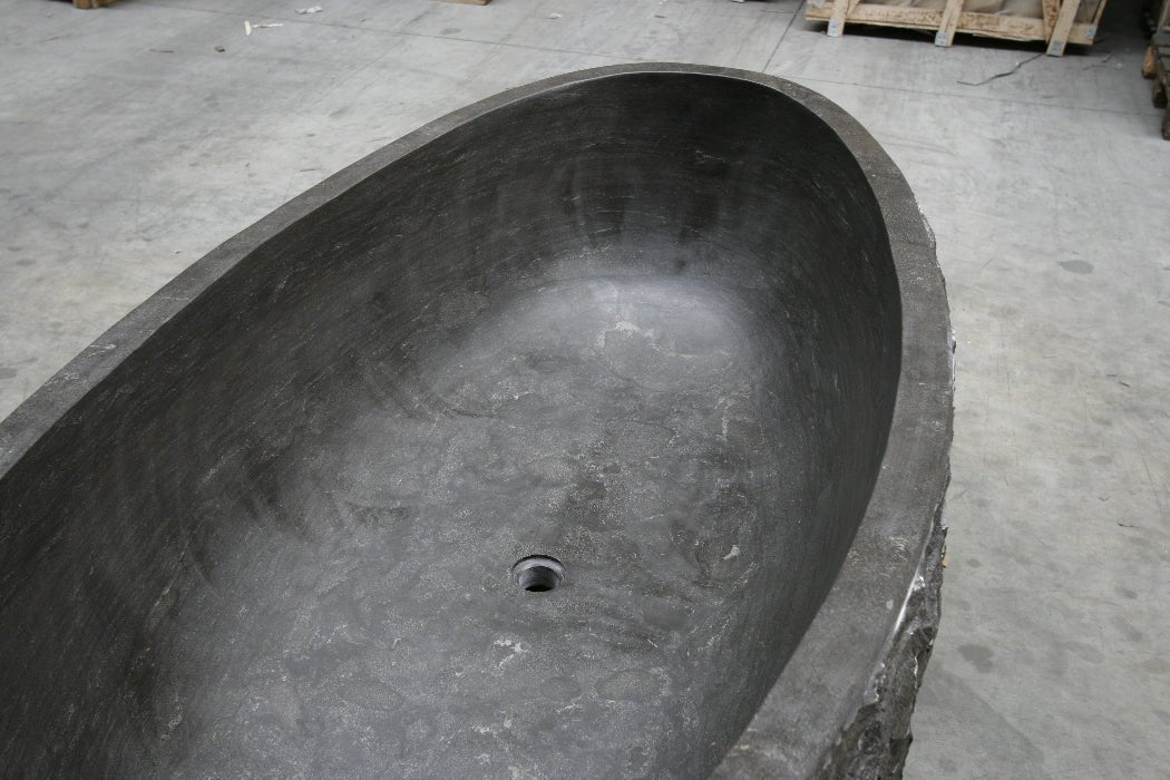 Freistehende Badewanne von WAVE aus Blaustein, 180 oder 200 cm, moderne Badgestaltung mit eleganter Badewanne.