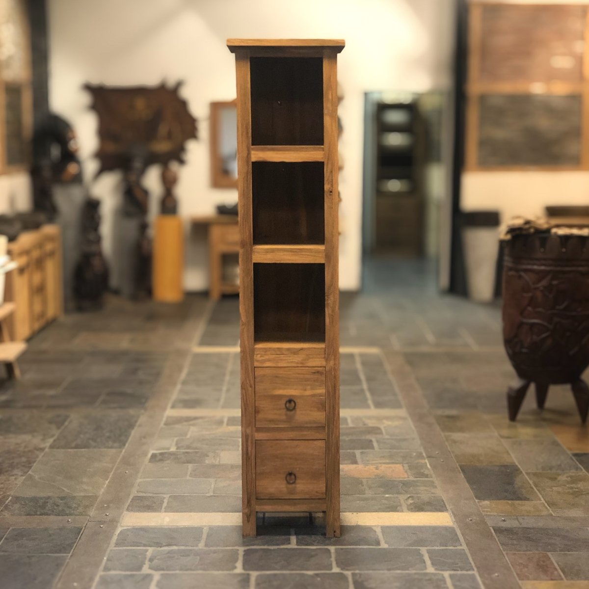 Hochschrank Badmöbel | Recyceltes Holz für natürliche Eleganz | Model 1