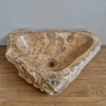 Aufsatzwaschbecken aus versteinertem Holz von FOSSIL WOOD, Naturstein, handgefertigtes Unikat, Maße ca. 49x37x13 cm für Badgestaltung.