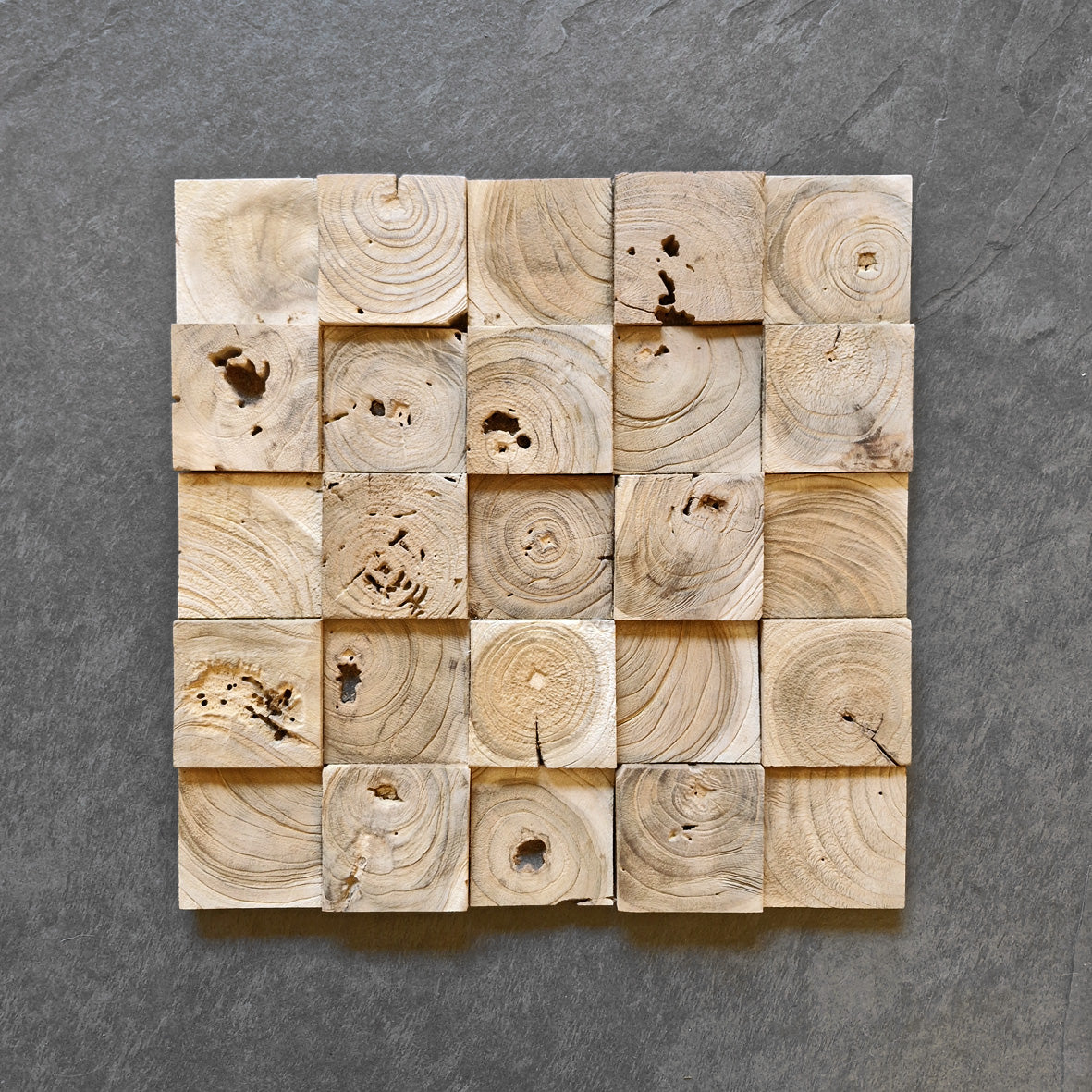 Holzverblender aus Teakholz, 8x8 cm, von BLO, glatte Oberfläche, ideal für kreative Holzdekorationen