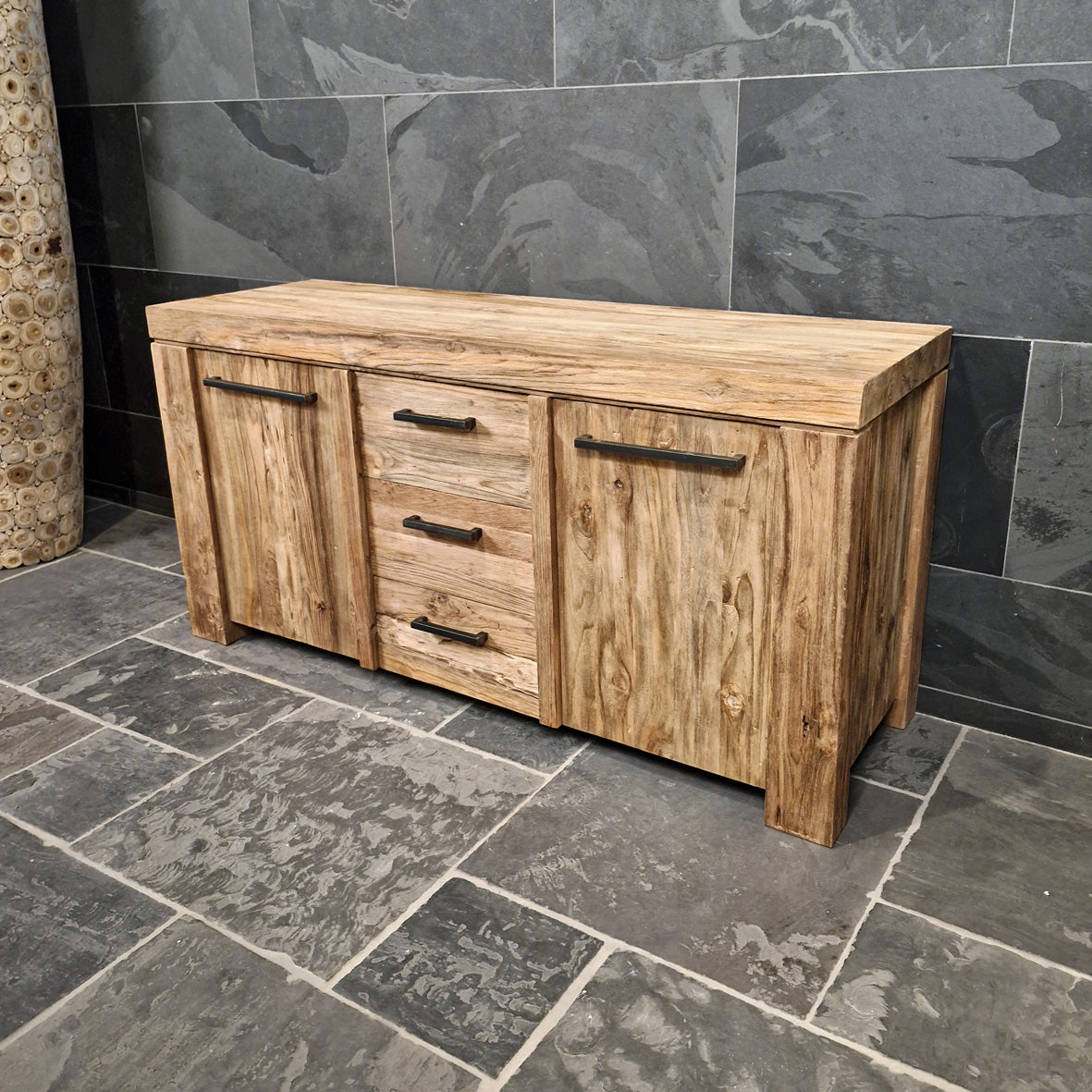 Nachhaltiger Bad-Unterschrank aus Teakholz von Bali, 160x52x80cm, elegantes Badmöbel für stilvolle Badgestaltung