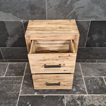 Kompakte Teak Badmöbel aus recyceltem Holz, Modell 9, von Bantam, für stilvolle Badgestaltung.