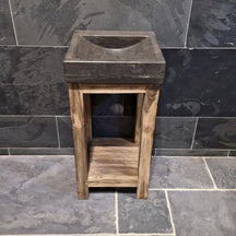 Badmöbel mit glattem Blaustein Waschtisch aus recyceltem Teakholz, moderne Badgestaltung, von Denpasar