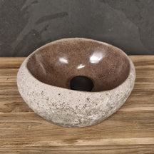 Aufsatzwaschbecken aus Flussstein, Naturstein, handgefertigte Unikate, Maße 30x26x12cm, für moderne Badgestaltung.