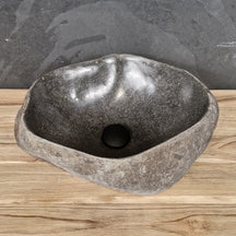 Aufsatzwaschbecken aus Flussstein, Naturstein, 43x34x14cm, handgefertigte Unikate für Badgestaltung von FLUSSSTEIN