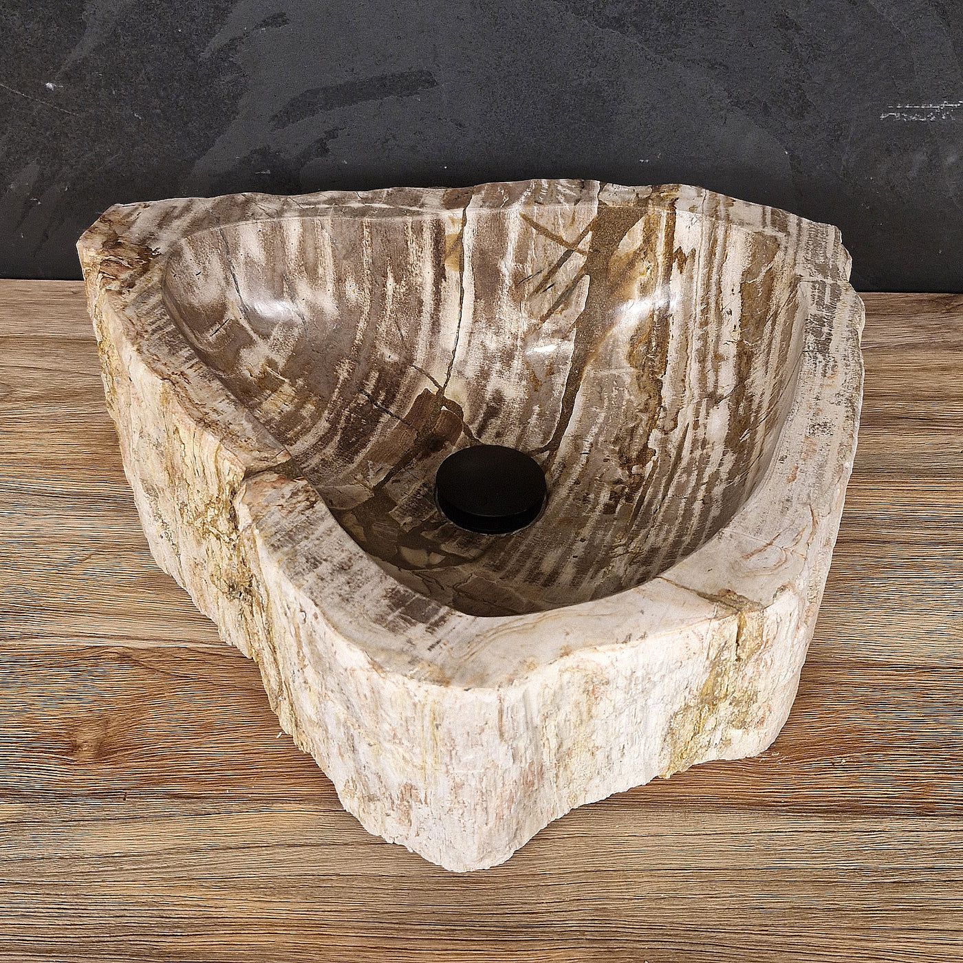 Aufsatzwaschbecken aus versteinertem Holz von FOSSIL WOOD, naturstein, Unikat, Maße 44x36x14 cm, für Badgestaltung