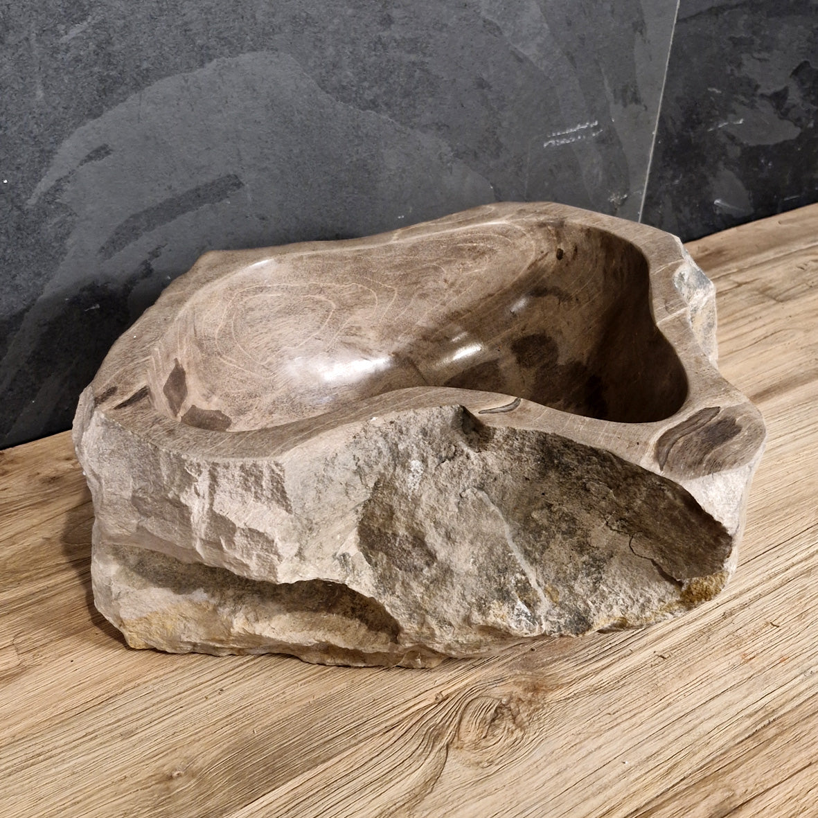 Aufsatzwaschbecken aus versteinertem Holz von Fossil Wood, Naturstein, 45x40x16cm, für Badgestaltung, Unikate