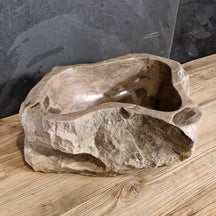 Aufsatzwaschbecken aus versteinertem Holz von Fossil Wood, Naturstein, 45x40x16cm, für Badgestaltung, Unikate