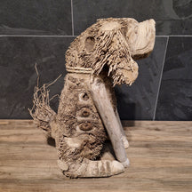 Hund-Badgestaltung aus Wurzelholz von TIERE, natürliche Badewannenform für Hunde, Maße 53x25x37cm.