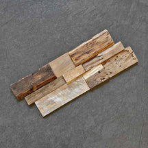 INDO Holzverblender aus Teakholz, detailreiche Oberfläche, natürliche Holzmaserung, für stilvolle Innenraumgestaltung