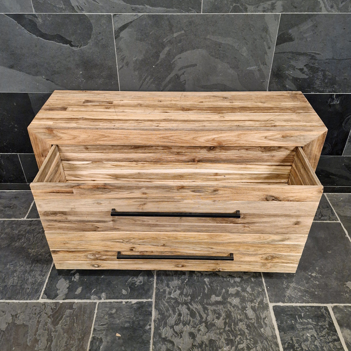 Handgefertigtes Badmöbel Set mit Spiegel aus Teakholz, Kalimantan Badgestaltung, Unterschrank mit 150x47x80 cm