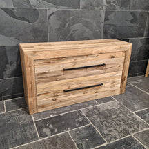 Handgefertigtes Badmöbel-Set mit Spiegel aus Teakholz von Kalimantan, Unterschrank mit den Maßen 150x47x80 cm.