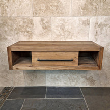 Hängeschrank für Bad aus recyceltem Teakholz von Komodo, wandmontiert, naturfarben, Maße 120x53x40cm, stilvolle Badgestaltung