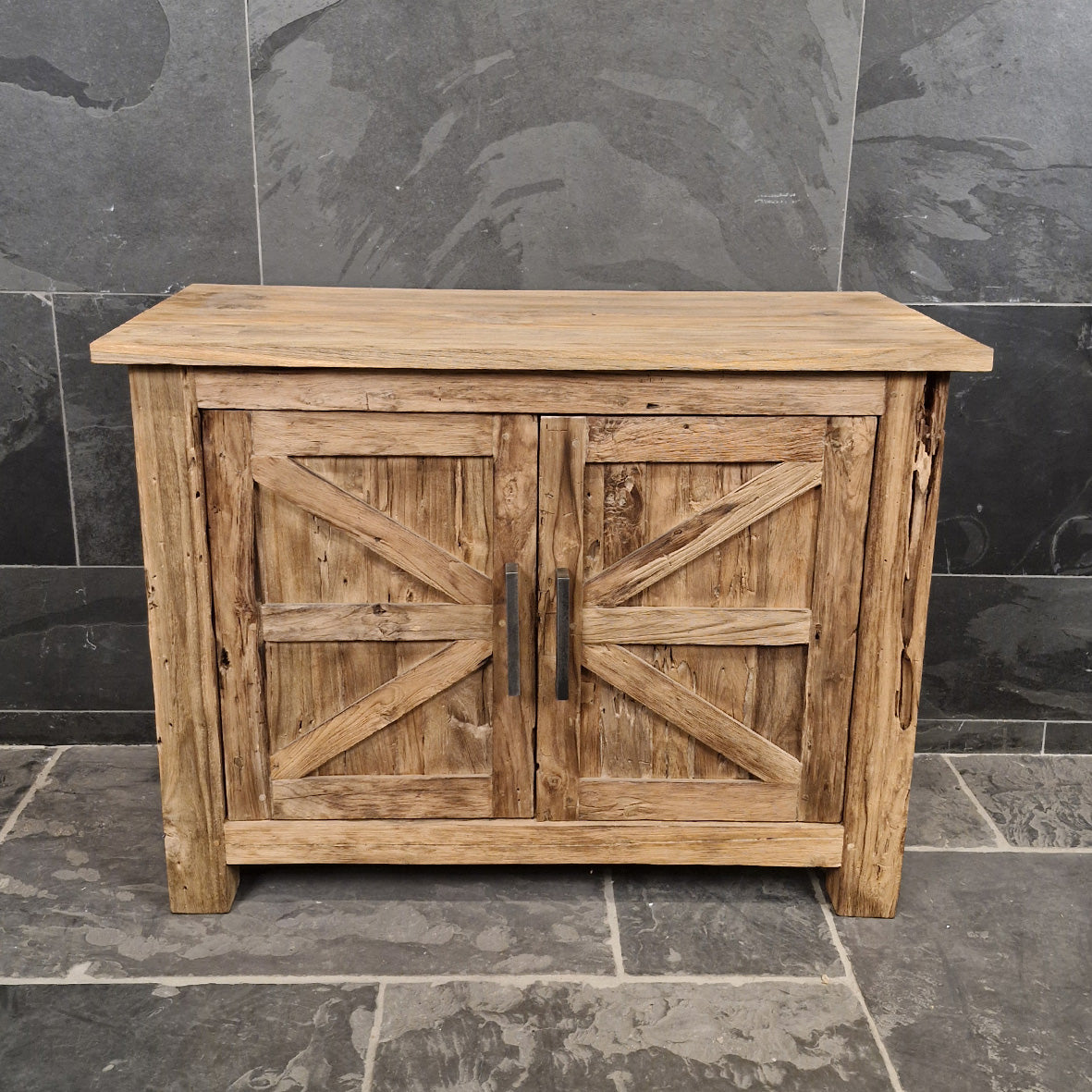 Lombok Badezimmer-Unterschrank aus Teak oder Altholz, 106x50x80 cm, stilvolle Badgestaltung mit natürlichem Holzdesign