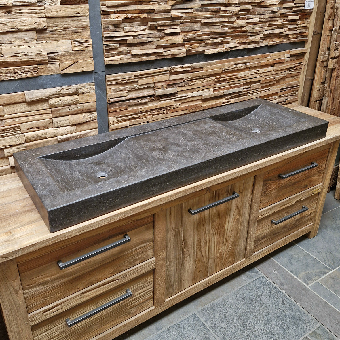 Glatter Doppelwaschtisch aus Blaustein von MILAN, Naturstein, 162x53x10 cm, für moderne Badgestaltung