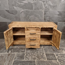 Rustikaler Manado Teakholz Unterschrank für Badezimmer, handgefertigt, mit natürlicher Holzmaserung und stabilem Design.
