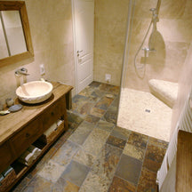 Naturstein-Travertin Fliese von TRAVERTIN LIGHT, gespachtelt und geschliffen, ideal für Wand und Boden, beige geprägte Oberfläche