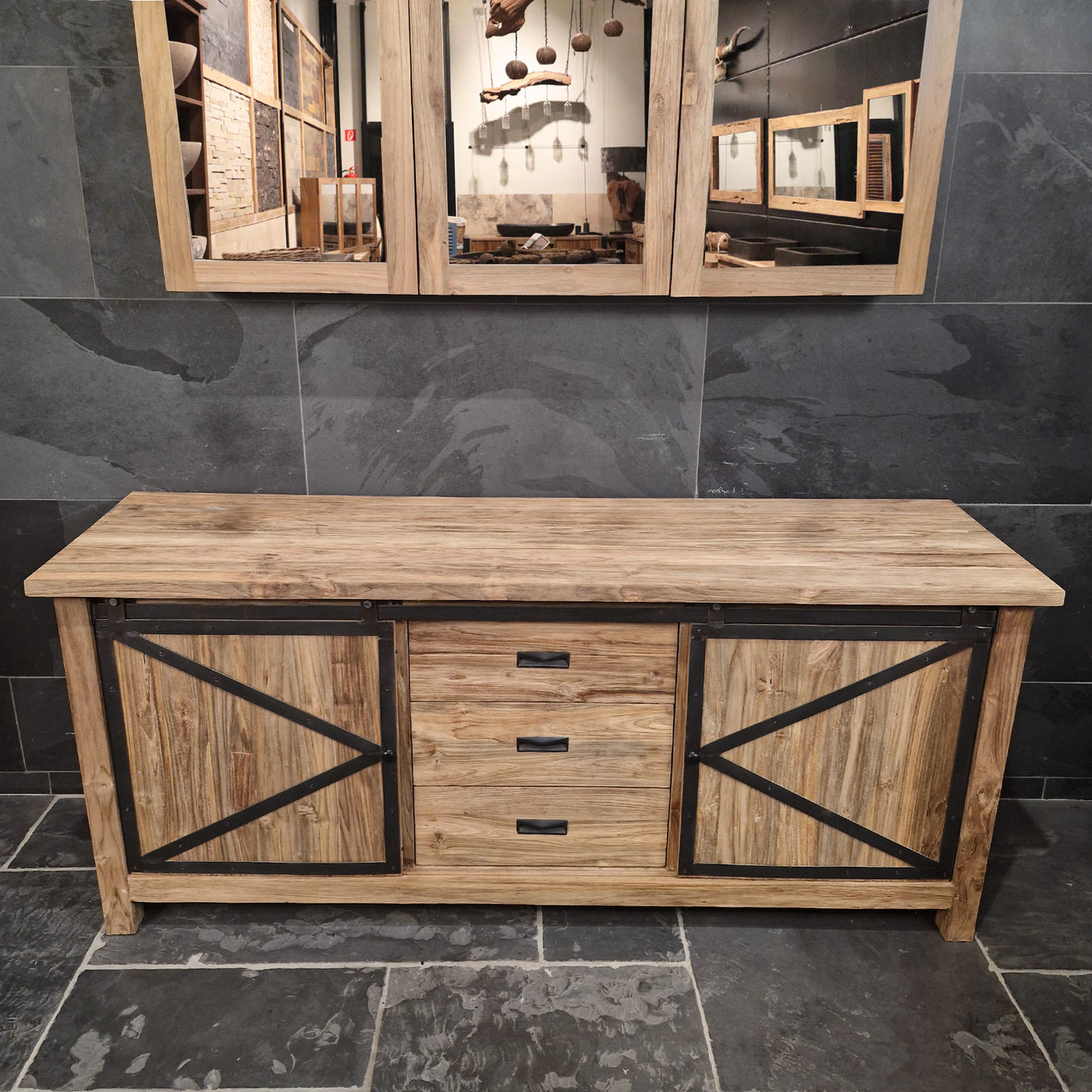 Teakholz Badunterschrank von OTARA, langlebige Kommode für Badezimmer, natürliche Optik, Maße 186x55x80cm
