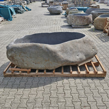 Freistehende Badewanne aus Flussstein von POSEIDON, Maße 230x138x73 cm, elegante Badgestaltung mit natürlichem Look