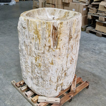 Standwaschbecken aus versteinertem Holz von Zakynthos, 60x66x90 cm, mit Unteranschluss, für moderne Badgestaltung.