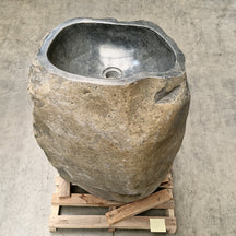 Standwaschbecken aus Flussstein von Rhodos, 58x47x90 cm, für Badgestaltung, natürliche Oberfläche und organisches Design