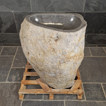 Standwaschbecken aus Flussstein von Rhodos, Badgestaltung, Maße 86x53x90 cm, natürliche Steinoptik, robustes Badezimmerdesign