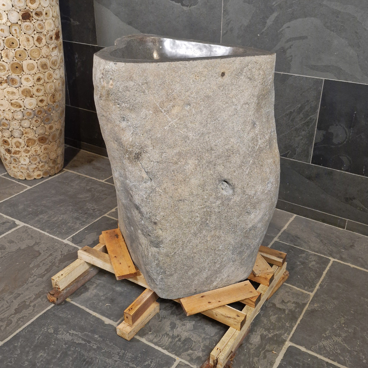 Standwaschbecken aus Flussstein, Rhodos Badgestaltung, 70 x 53 x 90 cm, naturstein, elegantes Badezimmer-Design