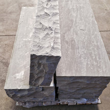 Graue Sandstein-Blockstufen aus Naturstein, Kantsteine, Maße 100 x 35 x 15 cm, für Garten und Wege.