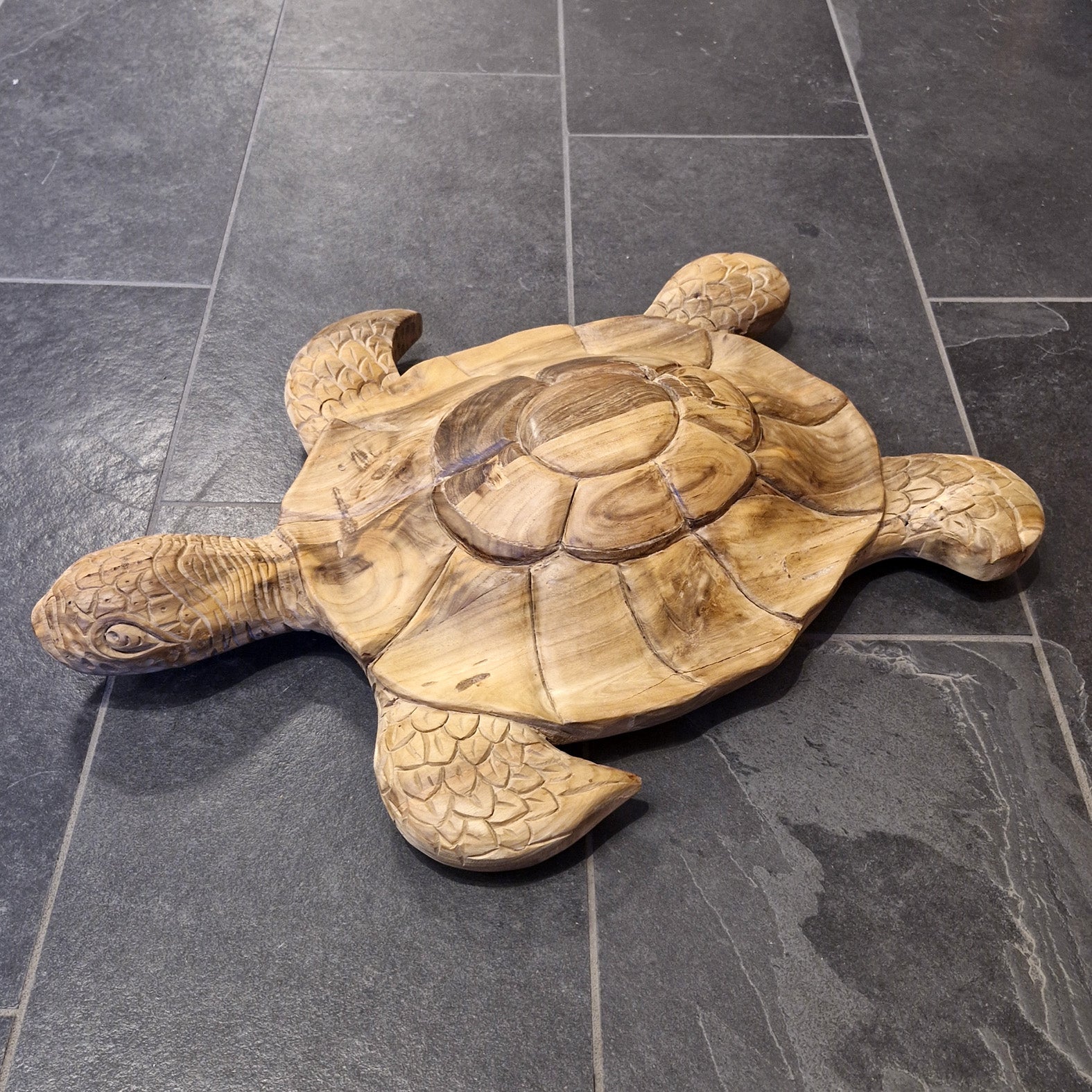 Liegende Schildkröte Groß | Recyceltem Teakholz