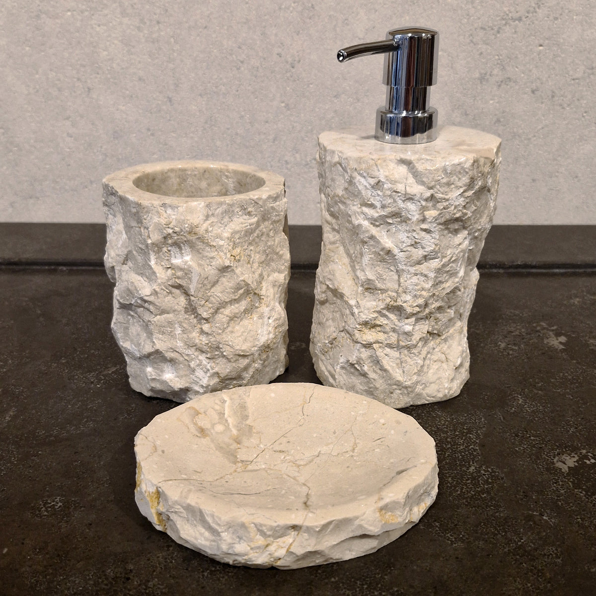 Beiger Marmor | Grob gehämmert | 3-teiliges Seifenspender Set