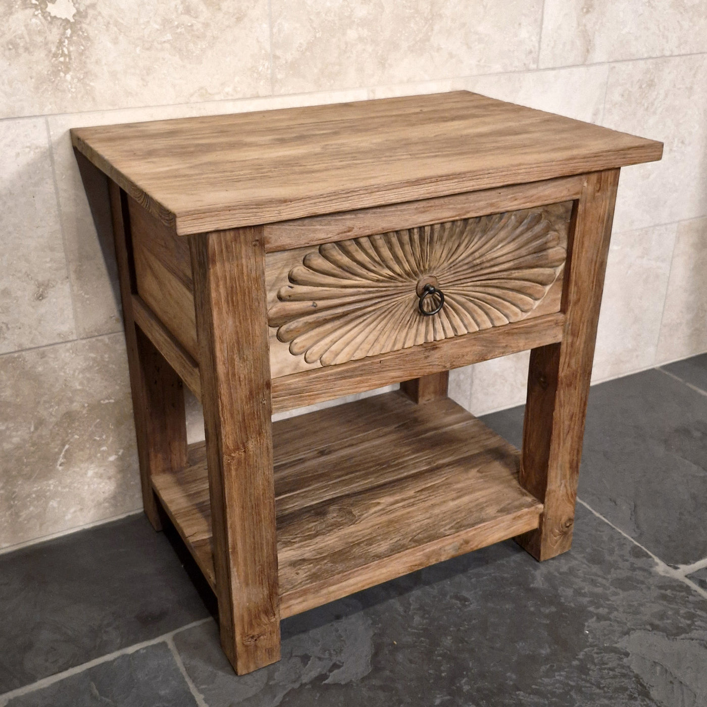 Hochwertiger Unterschrank mit Carving-Schublade aus recyceltem Teakholz, Sulawesi Badgestaltung, Maße 80x55x80cm