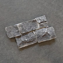 Muster Rocks Verblender in Schwarz aus Kalkstein, Naturstein, Muster-Design, für Wandgestaltung, sichtbare strukturierte Oberfläche