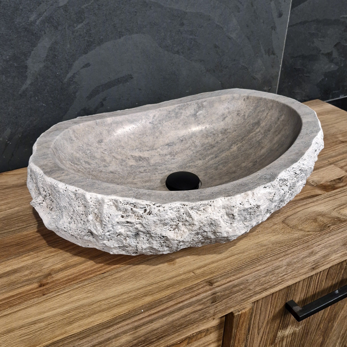 Aufsatzwaschbecken aus Silber Travertin, grobe Oberfläche, 60 x 40 cm, für Badgestaltung, von WAVE.