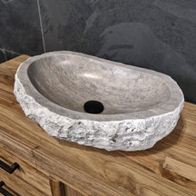 Aufsatzwaschbecken aus Silber Travertin Naturstein, 60x40 cm, für Badgestaltung, von WAVE, mit grober Oberfläche.