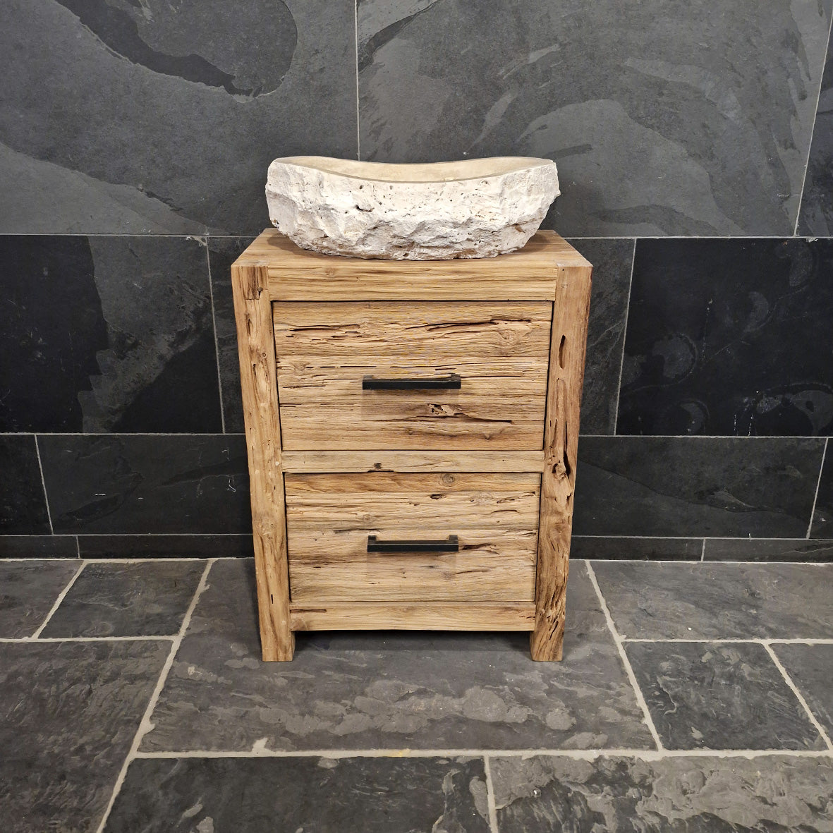 Bantam Teak-Badmöbel mit Wave-Waschbecken aus Travertin, kompakte Badgestaltung aus recyceltem Holz, Model 9