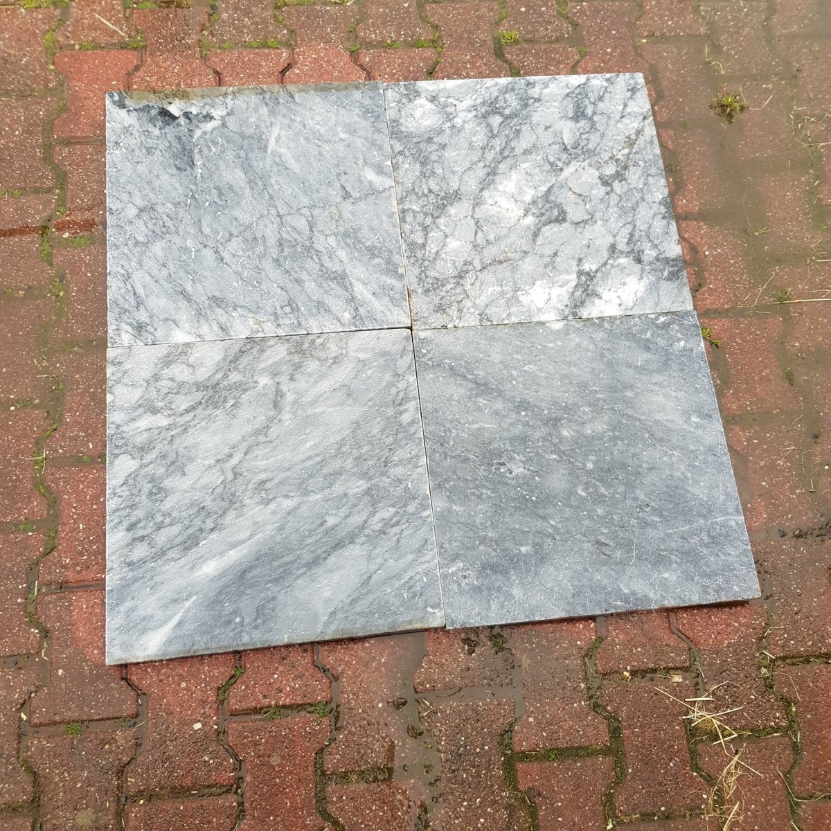 Muster Terrassenplatten aus Marmor mit Camelia-Muster, natürliche Oberflächenstruktur, für elegante Außenbereiche