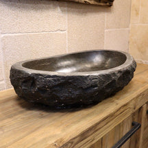 Naturstein Waschbecken von WAVE in grober Blaustein-Optik, verschiedene Größen, für stilvolle Badgestaltung.