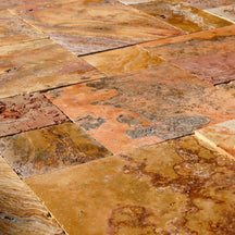 Muster Terrassenplatten aus Travertin Scabas Antik Gold mit antiker Optik, natürliche Bodenfliesen, Muster für Terrasse