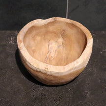 Dekorative Suar-Holz-Schale mit 20 cm Durchmesser, perfekt für Badgestaltung, stilvoll und natürliche Raumdekoration.
