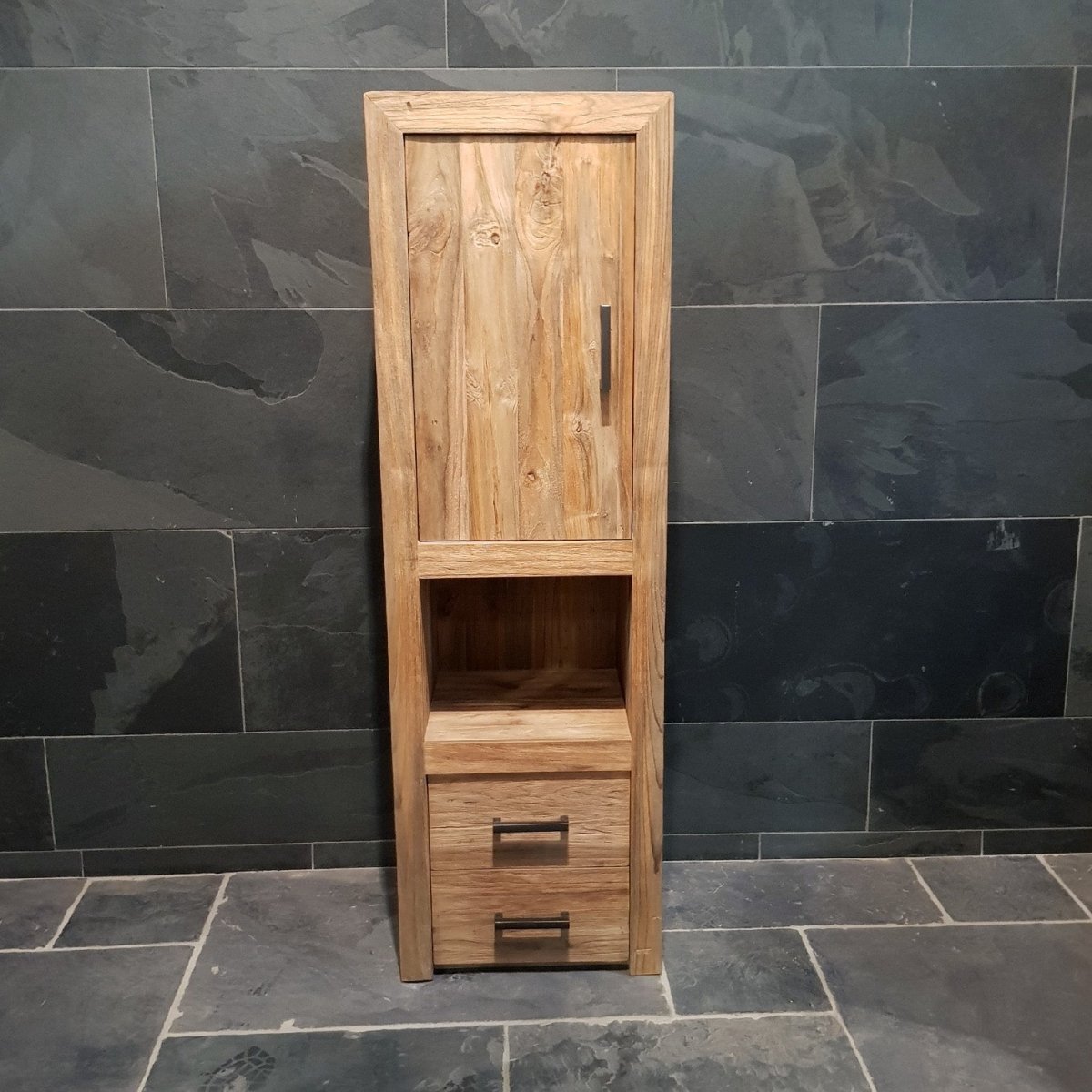 Hochschrank aus Teakholz von TAMAR für Badgestaltung, funktionales Naturdesign, modernes Badezimmermöbel, Modell 3